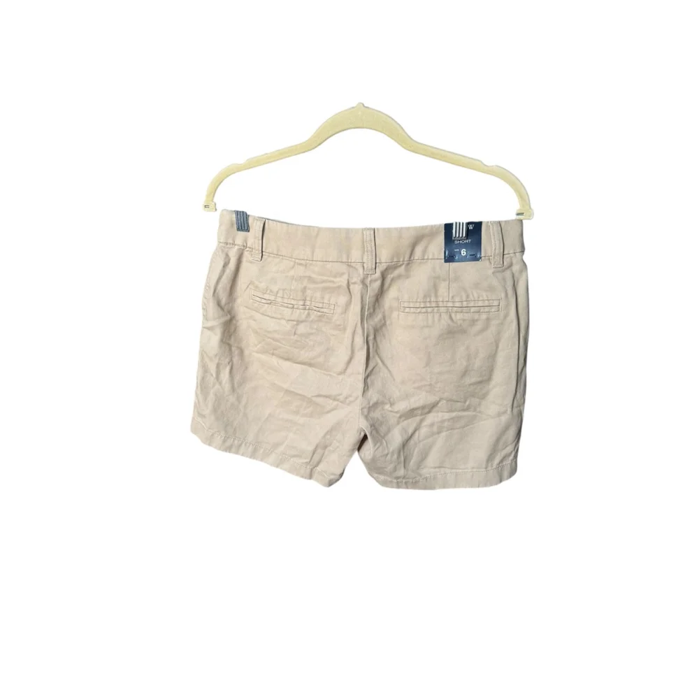 J.Crew Light Khaki 5” Classic Chino Shorts - Picture 4 of 8